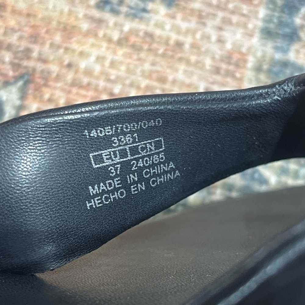 ❌SOLD❌ Zara Home Leather Platform Flip Flop Sandals, Size 37 - Picture 5 of 5